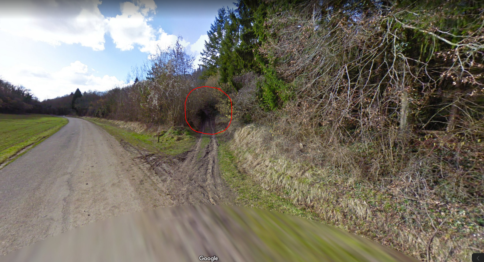 Parking - Parking pour accÃ¨s au puits